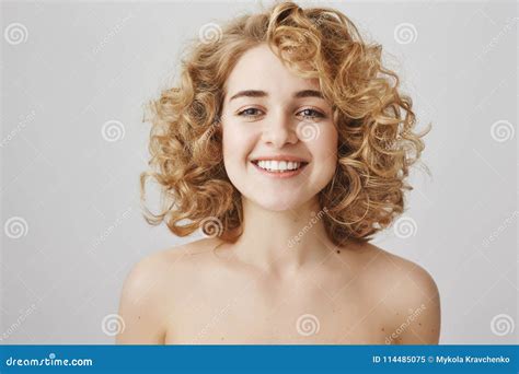 curly hair blonde nude